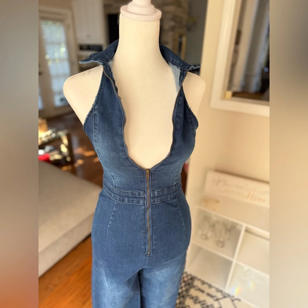 Women's Denim Jumpsuit - Picture 3 of 6
